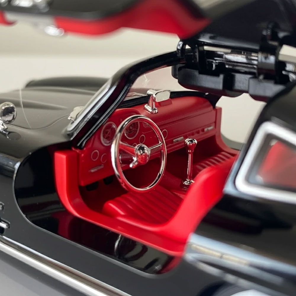 ماشین کلکسیونی Mercedes-Benz 300 SL Gullwing