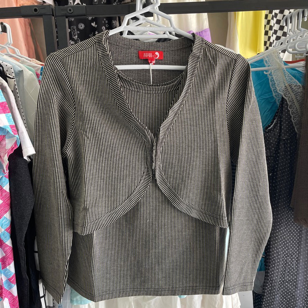 بلوز دو تکه زنانه با طراحی راه‌راه کد R3021